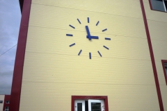 Фасадные часы (Колпино, Россия)